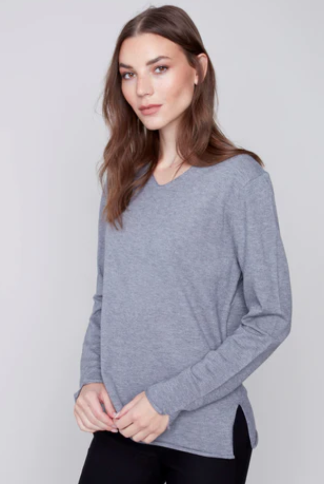 Basic V-Neck Sweater - dolly mama boutique